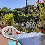 Bel Avec Grande Terrasse Ensoleillee Et Jardin Apartment *