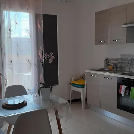 Appartement Bel Avec Grande Terrasse Ensoleillee Et Jardin Perpignan